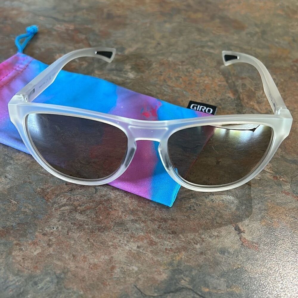 Giro Mills Sunglasses Matte Clear Onyx